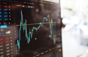 平安（02318.HK）、招行（03968.HK）公布Q1业绩，绩后股价现“冰火两重天”