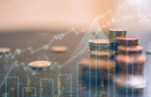 S&P 500 指数逼近历史高点，港股通周四净流入52.9亿港元
