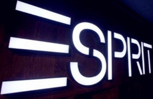 思捷環球(00330.HK)：預計2025年度淨虧損約700萬港元 同比大幅收窄