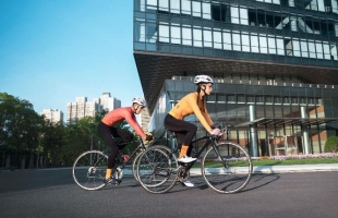 ​非凡领越有限公司（00933.HK）决议通过撤回堡狮龙上市地位，集中资源拓展多品牌国际消费品业务
