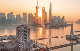 滬港聯合控股有限公司(01001.HK)公布2024/2025年全年業績，積極開拓增值型産品及服務，推動業務進一步轉型 