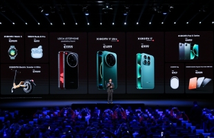 小米發布徕卡Leitzphone與Vision GT概念車，公布五年240億歐元研發計劃   