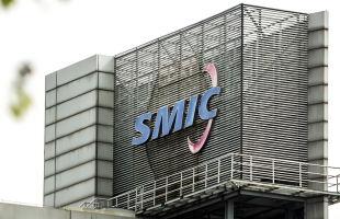 港股半导体板块逆势走强，国产替代逻辑受市场追捧